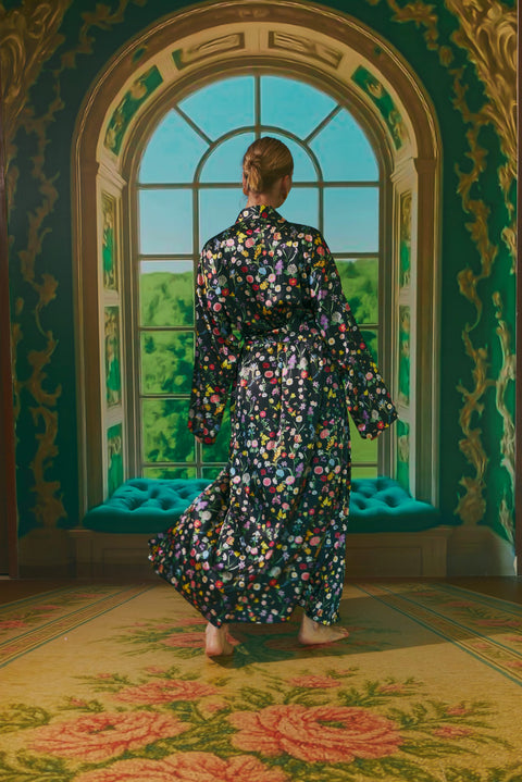 BLACK NIGHTFALL FLORAL ROBE