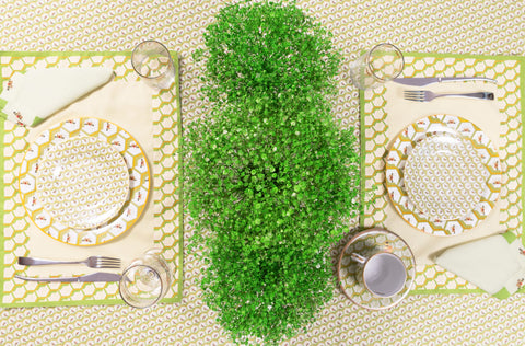 WASA-BEE DINNER PLATES